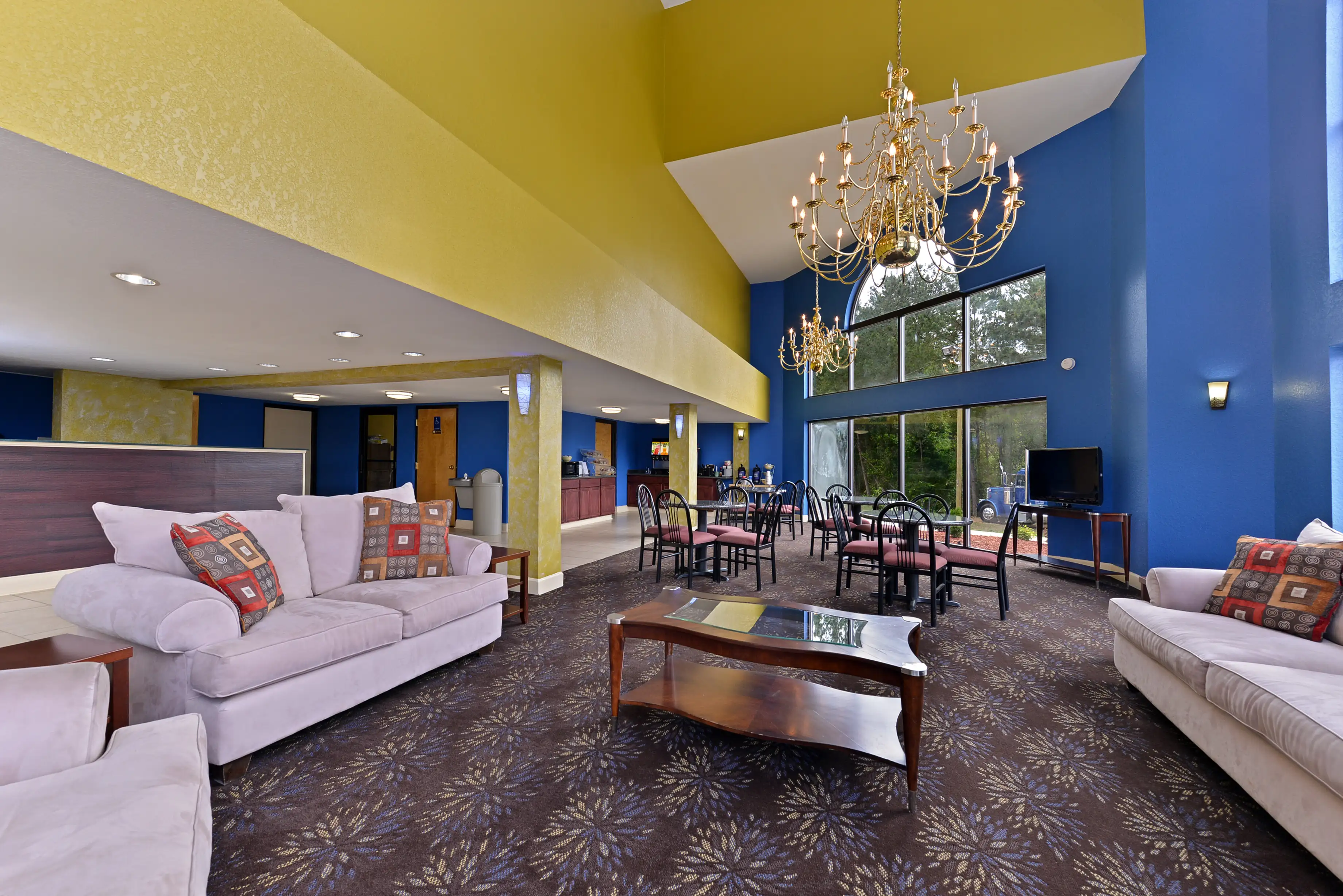 Lobby, America's Best Value Inn, Commerce, Georgia